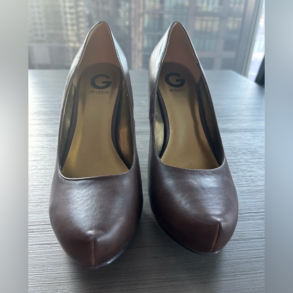 G by Guess Brown heels size 9.5